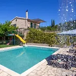 Villa Yiarios